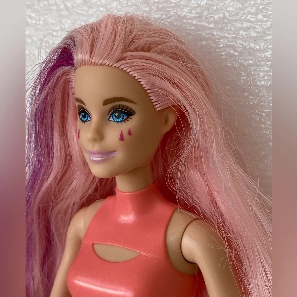 Barbie Pop Reveal Bubble Tea Series Doll with Pink Hair, Made To Move HTJ22